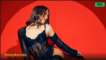 EmilyRichiee live cam